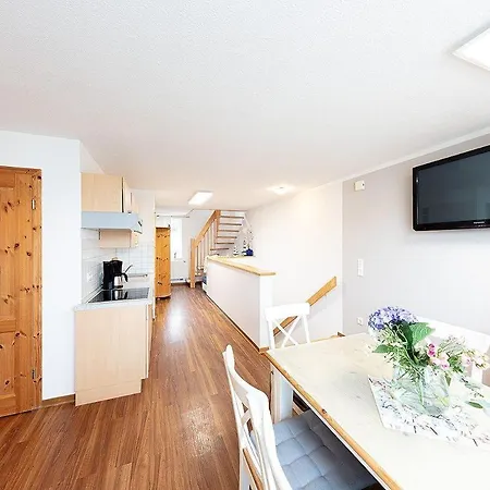 Mediterrane Fischerwohnung Fuer Max 6 Gaeste Mit Garten Lejlighed *